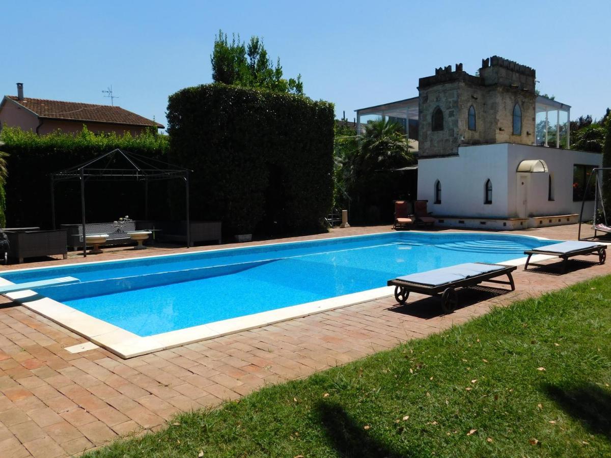 Appartamento Con Piscina Immersa Nel Verde كاشينا المظهر الخارجي الصورة