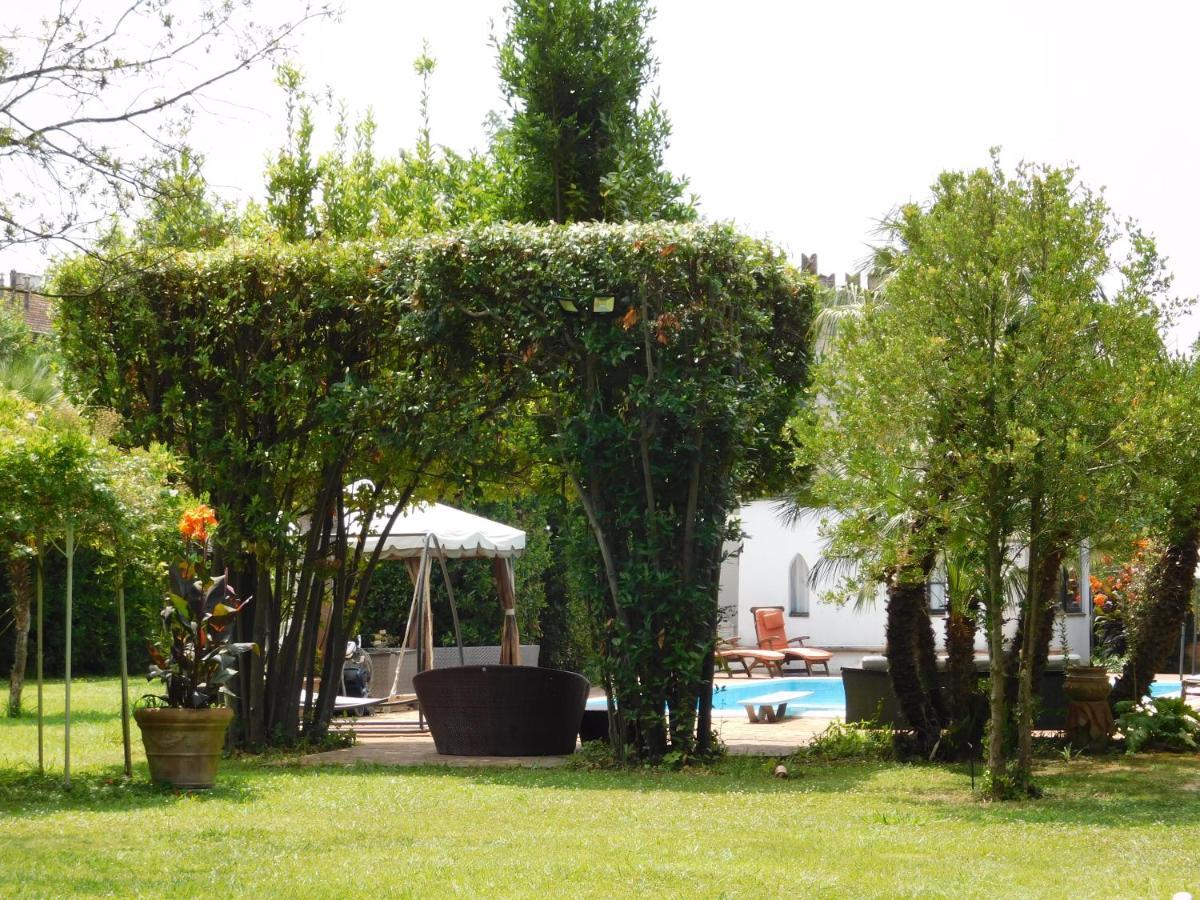 Appartamento Con Piscina Immersa Nel Verde كاشينا المظهر الخارجي الصورة